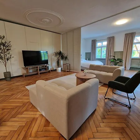 Loftfeeling, Parkplatz, Wlan, Diak, Wuerth